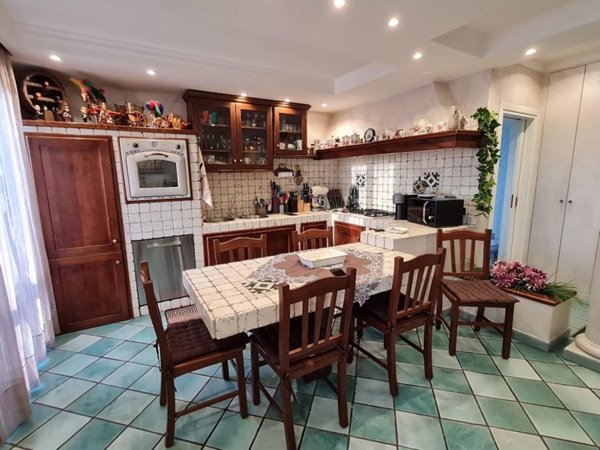 appartamento in vendita ad Anguillara Sabazia