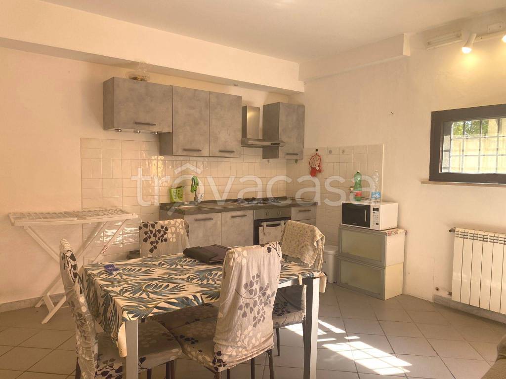 appartamento in vendita ad Anguillara Sabazia