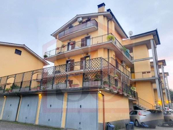 appartamento in vendita ad Anguillara Sabazia