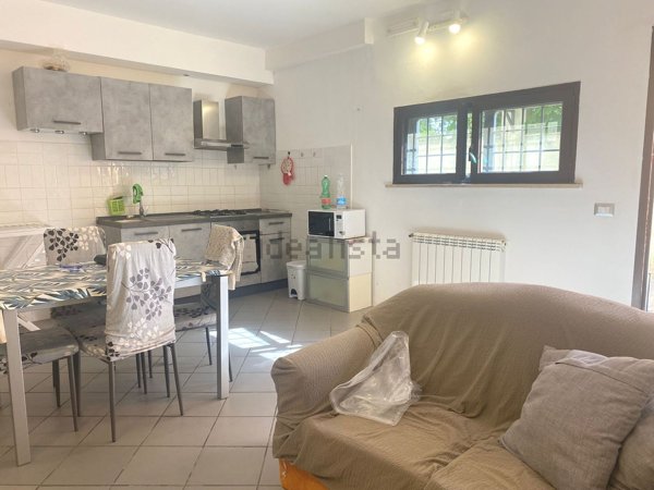 appartamento in vendita ad Anguillara Sabazia