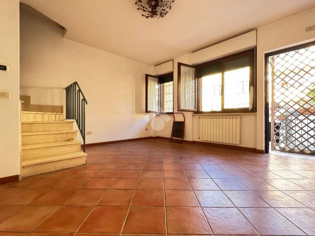 casa indipendente in vendita ad Anguillara Sabazia