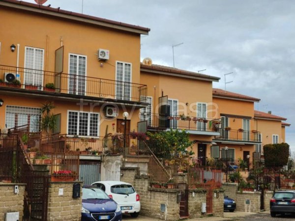 appartamento in vendita ad Anguillara Sabazia