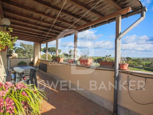 appartamento in vendita ad Anguillara Sabazia