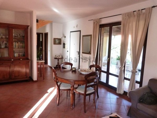 casa indipendente in vendita ad Anguillara Sabazia