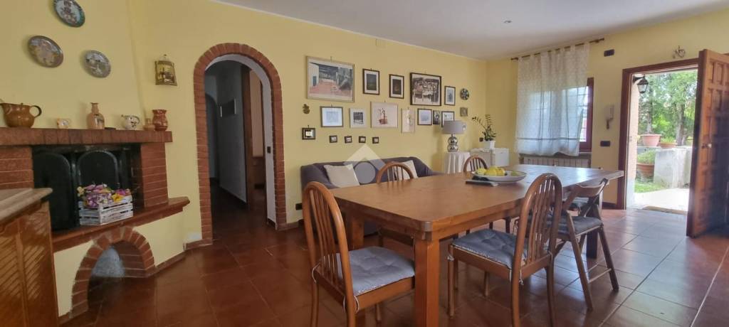 appartamento in vendita ad Anguillara Sabazia