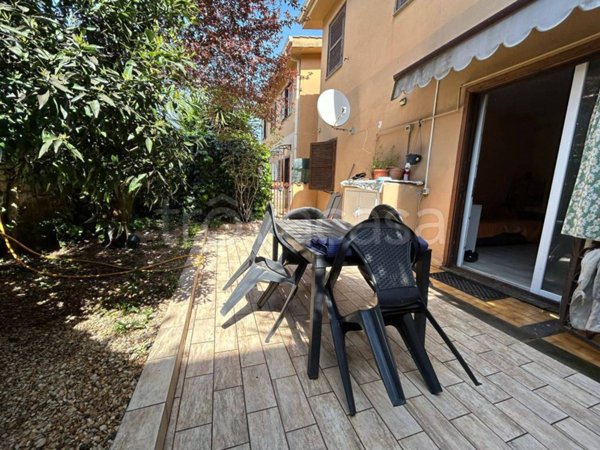 casa indipendente in vendita ad Anguillara Sabazia