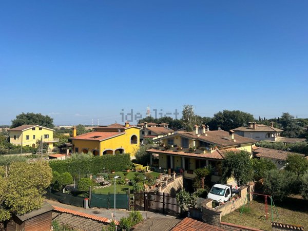 appartamento in vendita ad Anguillara Sabazia