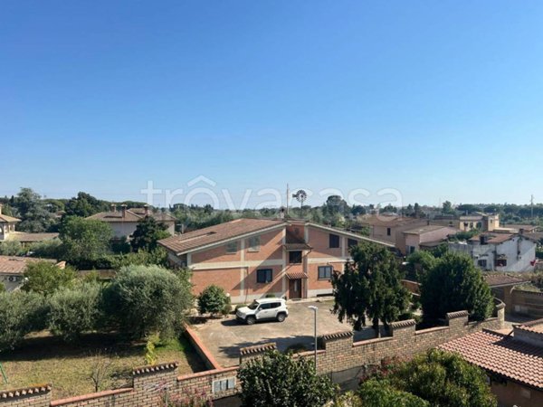 appartamento in vendita ad Anguillara Sabazia