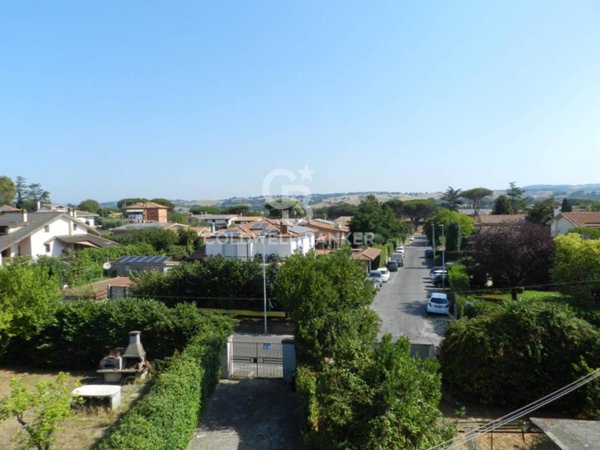 appartamento in vendita ad Anguillara Sabazia