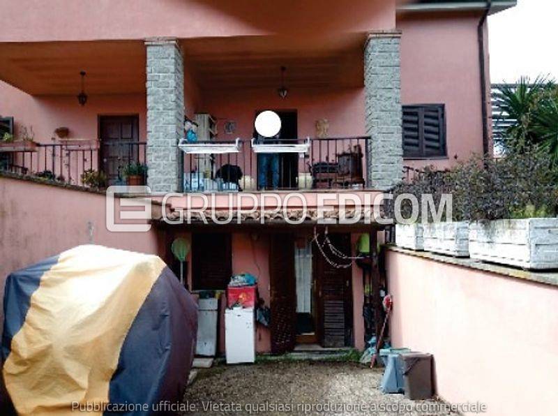appartamento in vendita ad Anguillara Sabazia in zona Ponton dell'Elce