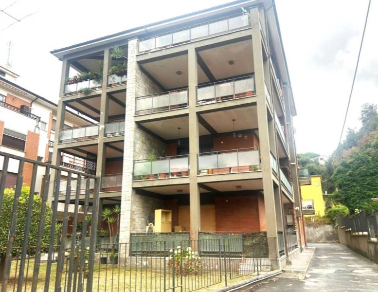 appartamento in vendita ad Anguillara Sabazia
