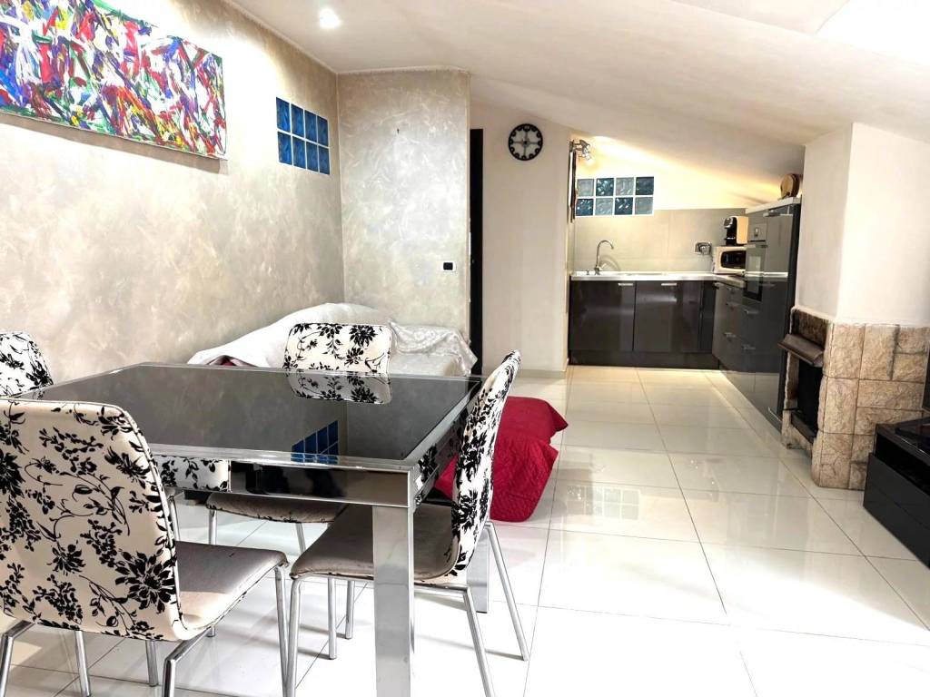 appartamento in vendita ad Anguillara Sabazia