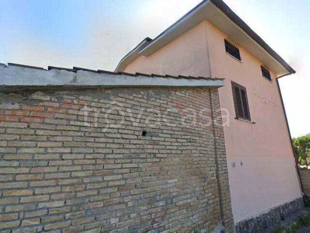 appartamento in vendita ad Anguillara Sabazia