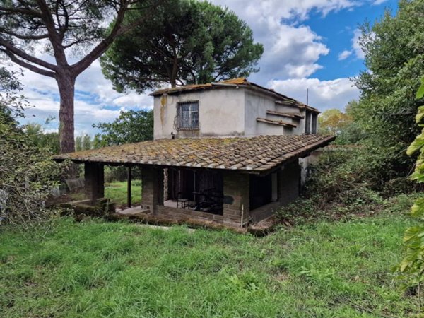 casa indipendente in vendita ad Anguillara Sabazia