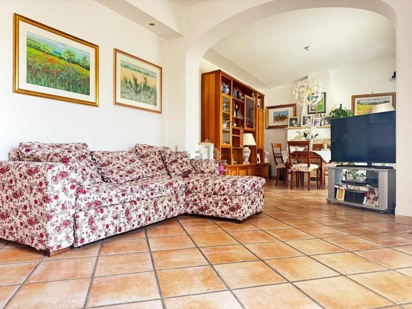 appartamento in vendita ad Anguillara Sabazia