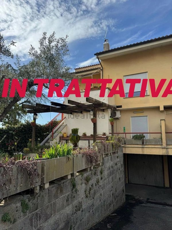 appartamento in vendita ad Anguillara Sabazia