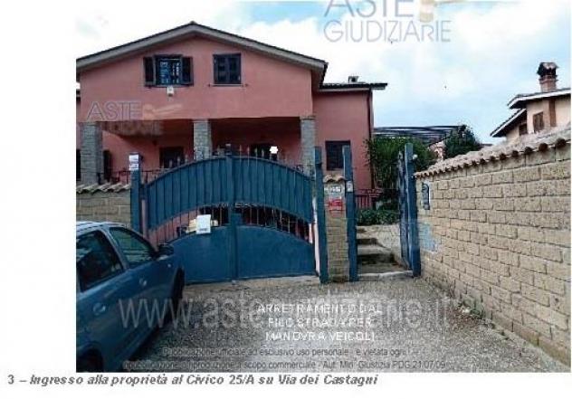 casa indipendente in vendita ad Anguillara Sabazia