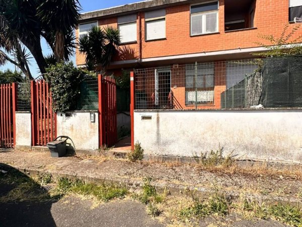 casa indipendente in vendita ad Anguillara Sabazia