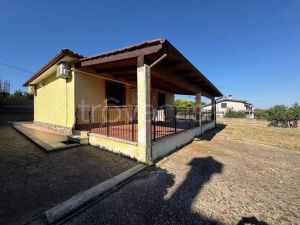 casa indipendente in vendita ad Anguillara Sabazia
