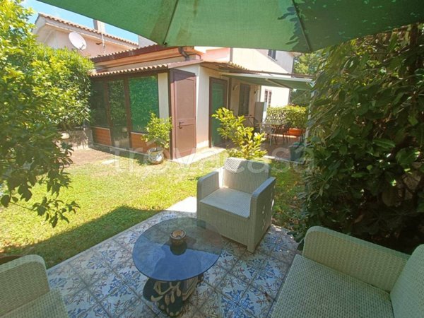 casa indipendente in vendita ad Anguillara Sabazia