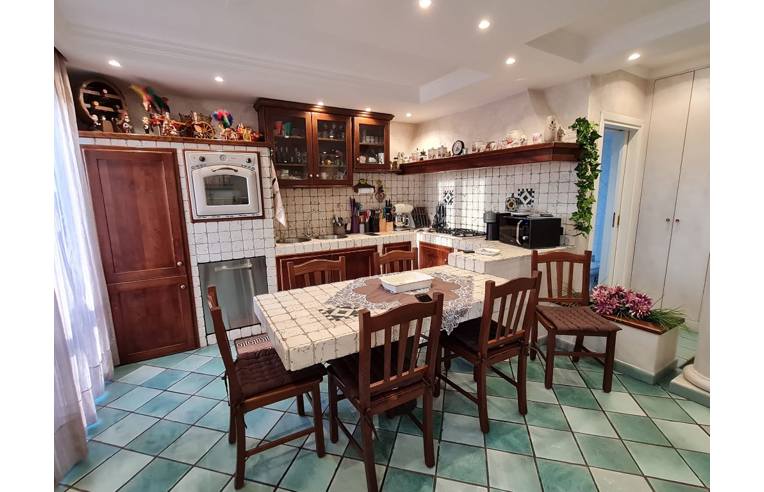 appartamento in vendita ad Anguillara Sabazia
