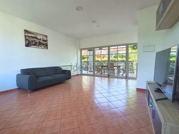 casa indipendente in vendita ad Anguillara Sabazia