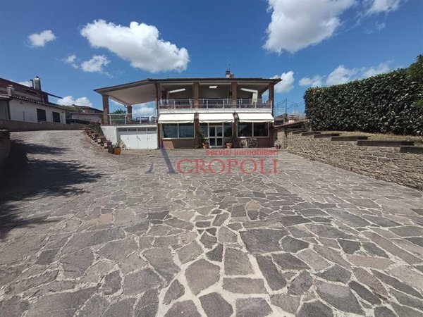 appartamento in vendita ad Anguillara Sabazia