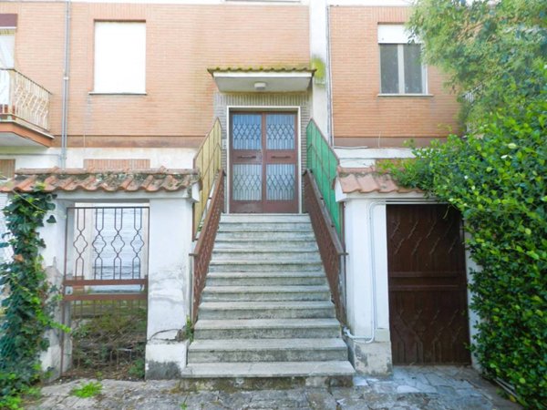 appartamento in vendita ad Anguillara Sabazia