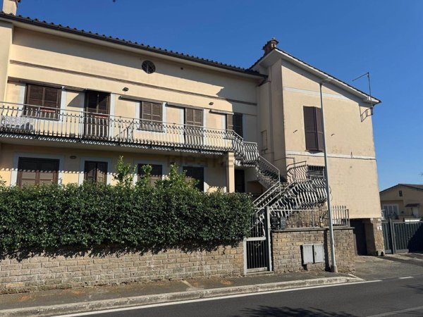 appartamento in vendita ad Anguillara Sabazia