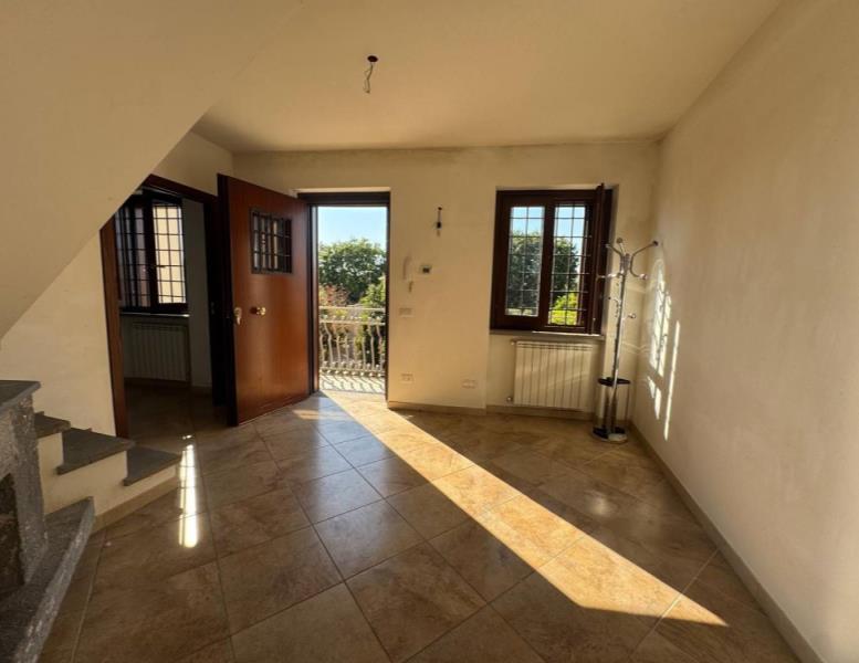 appartamento in vendita ad Anguillara Sabazia