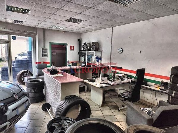 ufficio in vendita ad Anguillara Sabazia
