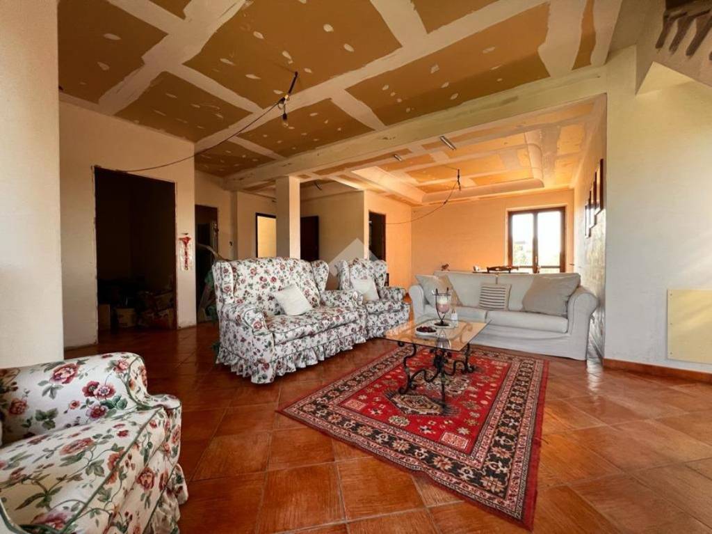 appartamento in vendita ad Anguillara Sabazia