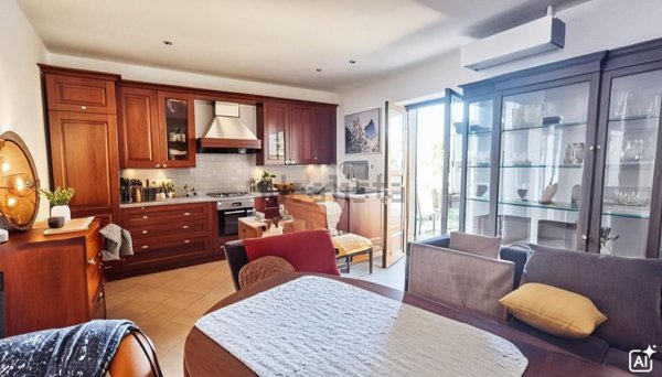 appartamento in vendita ad Anguillara Sabazia