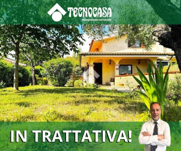 casa indipendente in vendita ad Anguillara Sabazia