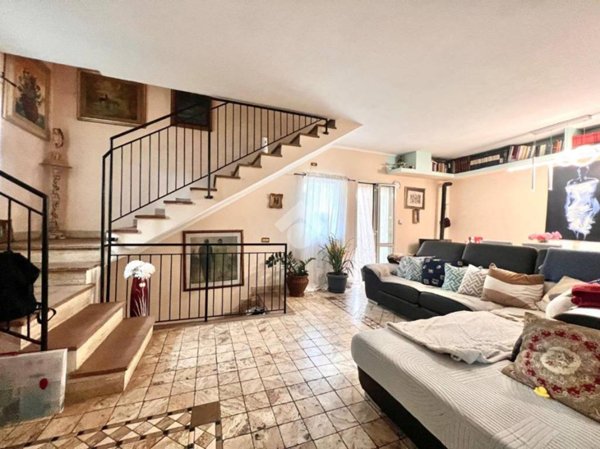 casa indipendente in vendita ad Anguillara Sabazia