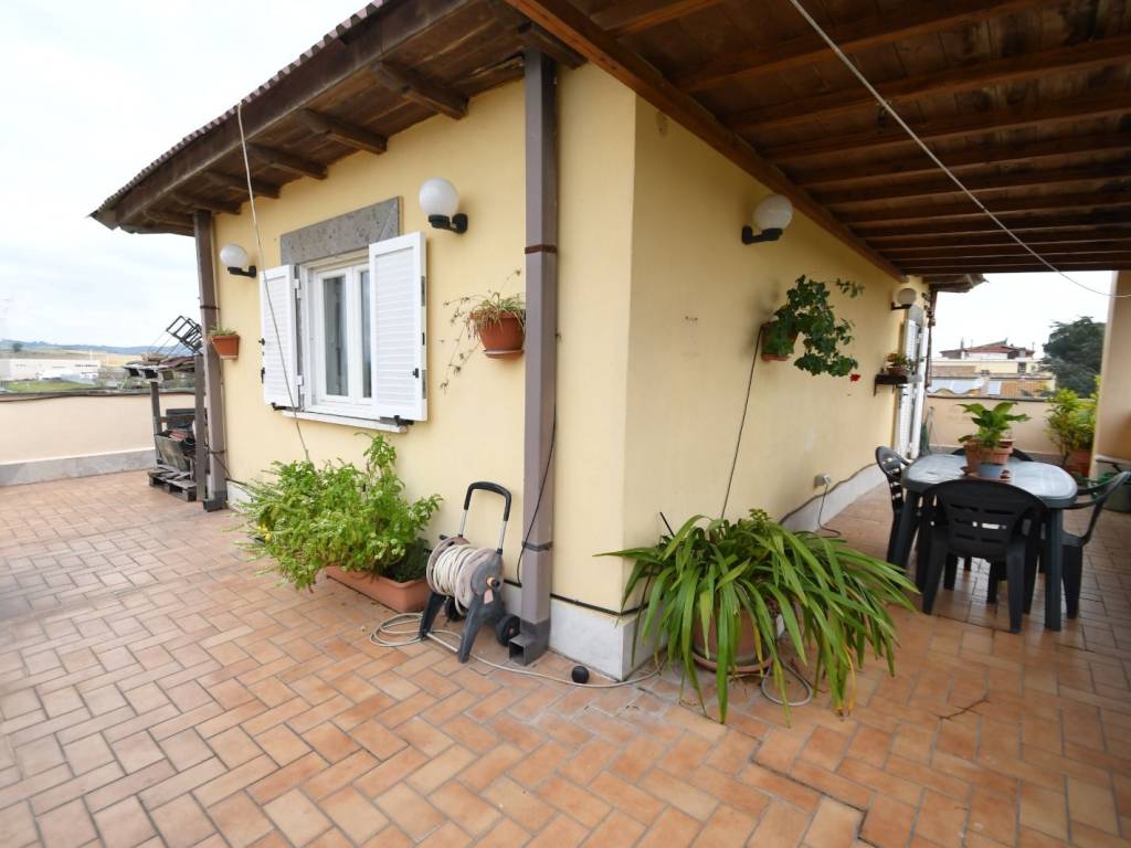 appartamento in vendita ad Anguillara Sabazia