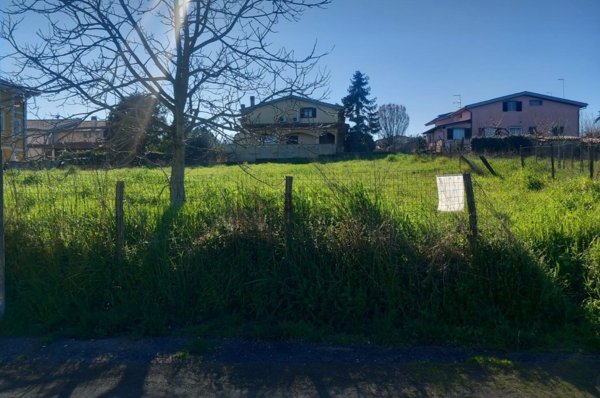terreno edificabile in vendita ad Anguillara Sabazia