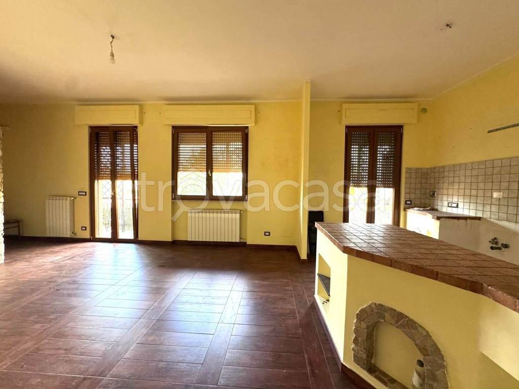 appartamento in vendita ad Anguillara Sabazia