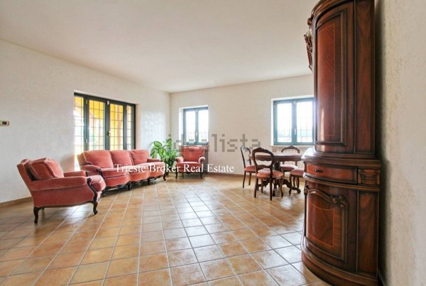 pentavano in vendita ad Anguillara Sabazia