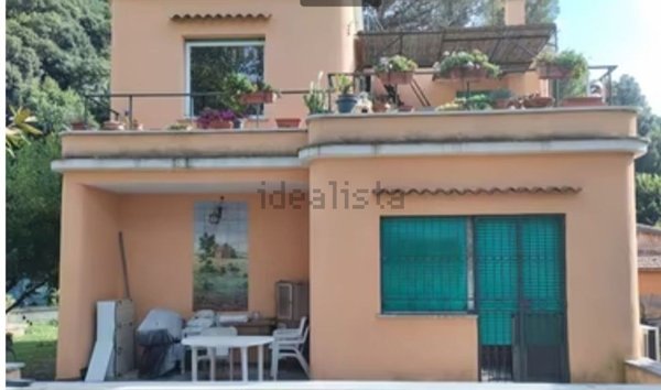 casa indipendente in vendita ad Anguillara Sabazia