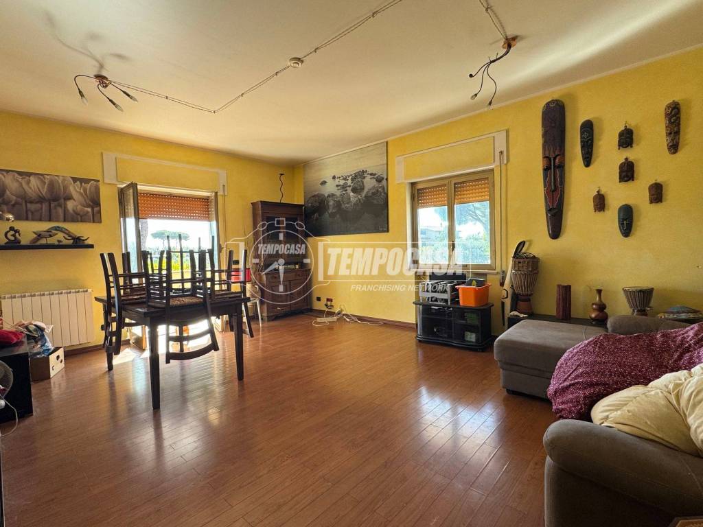 appartamento in vendita ad Anguillara Sabazia