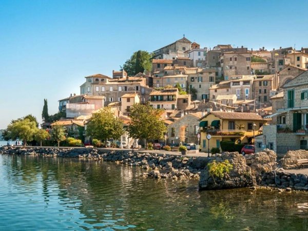 appartamento in vendita ad Anguillara Sabazia