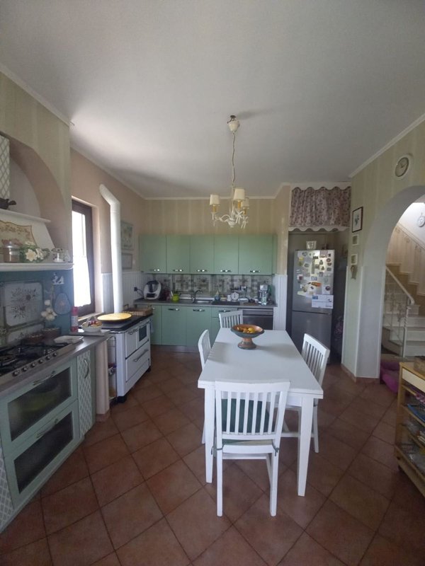 casa indipendente in vendita ad Anguillara Sabazia