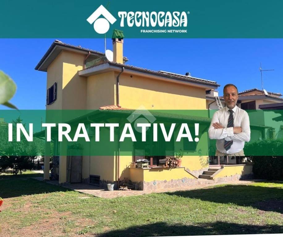 casa indipendente in vendita ad Anguillara Sabazia in zona Ponton dell'Elce
