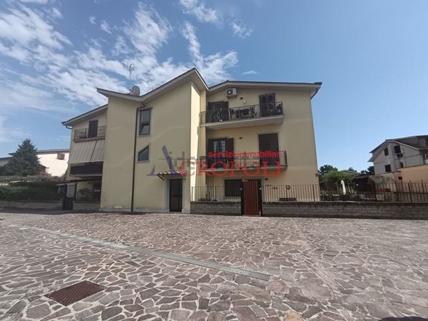 appartamento in vendita ad Anguillara Sabazia