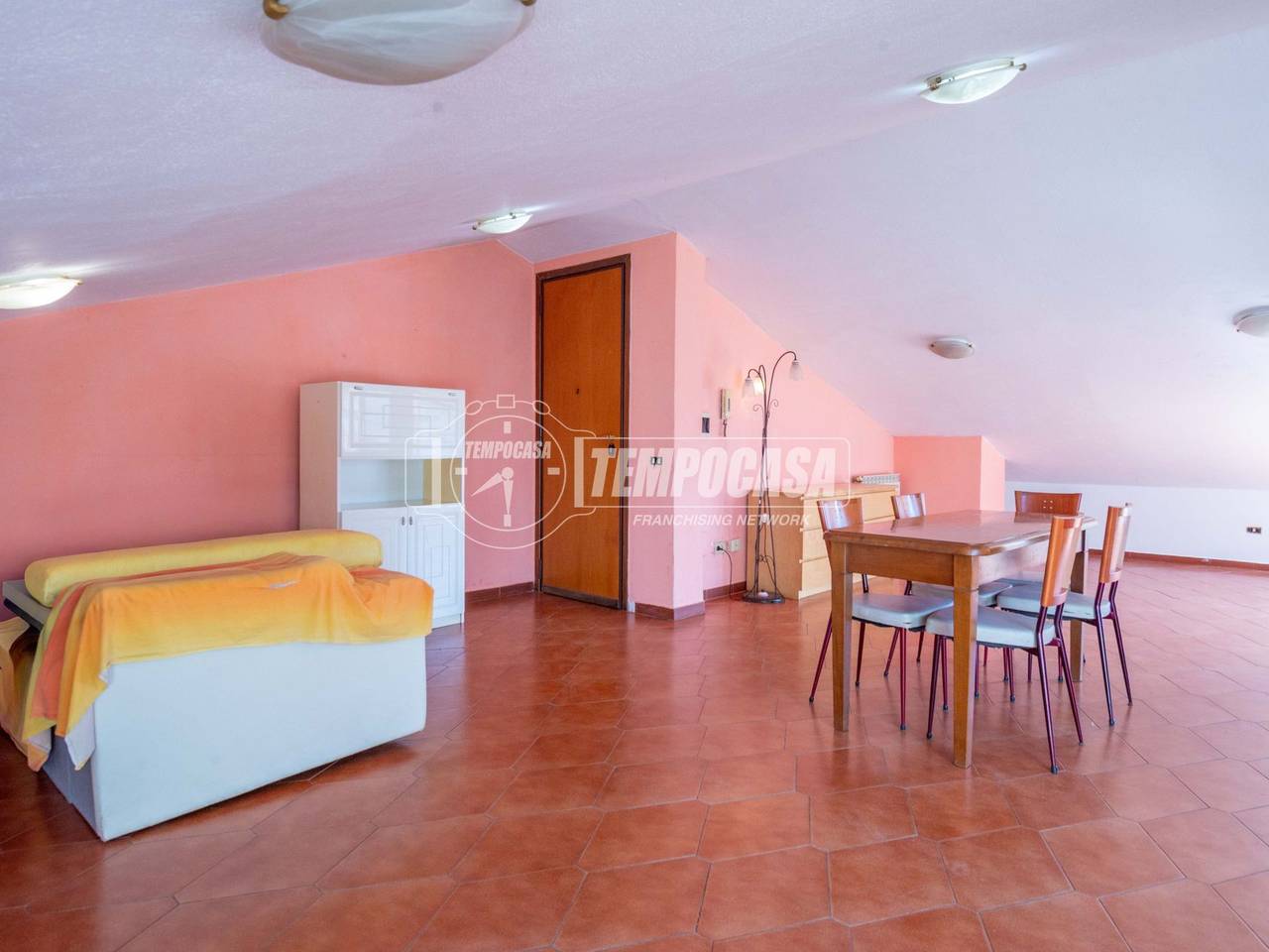appartamento in vendita ad Anguillara Sabazia
