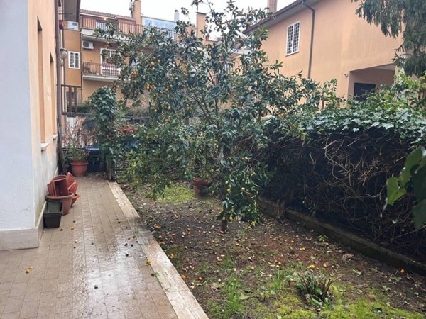 appartamento in vendita ad Anguillara Sabazia