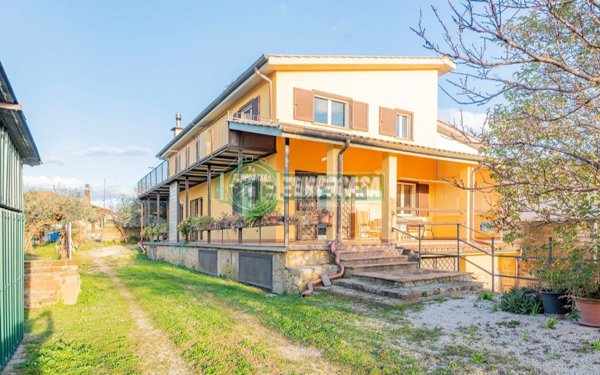 casa indipendente in vendita ad Anguillara Sabazia