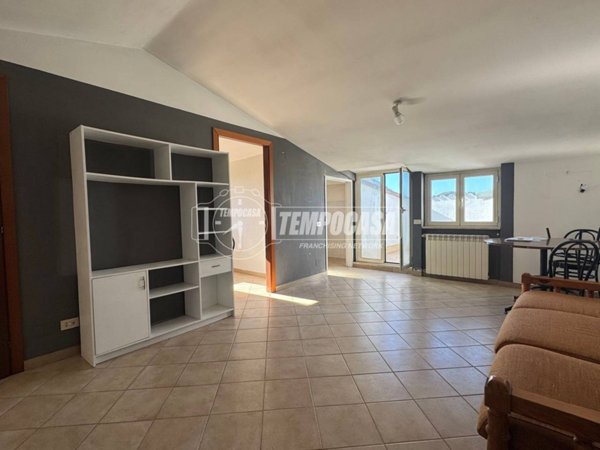 appartamento in vendita ad Anguillara Sabazia