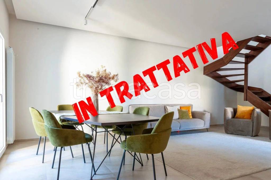 casa indipendente in vendita ad Anguillara Sabazia